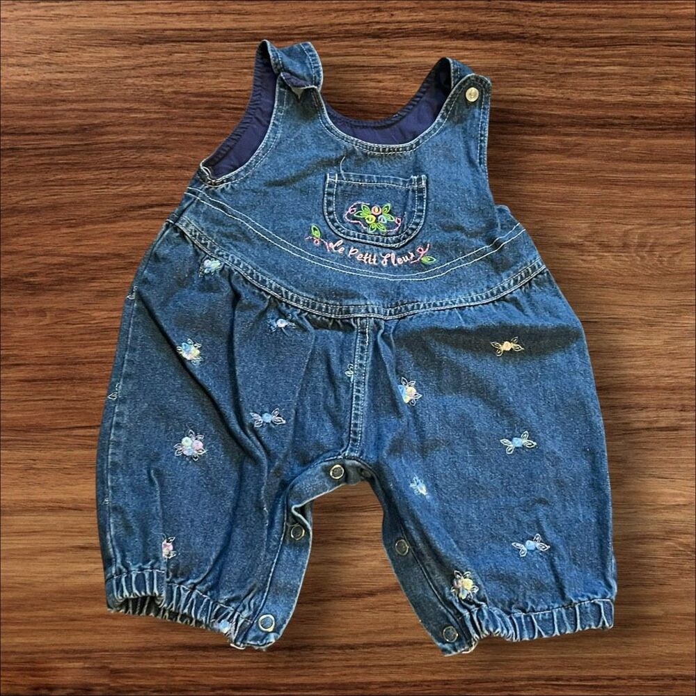 ☑️ Bundle Sale 3 for $15 | Baby Denim Floral Embroidered Romper Estimated 3-9 M